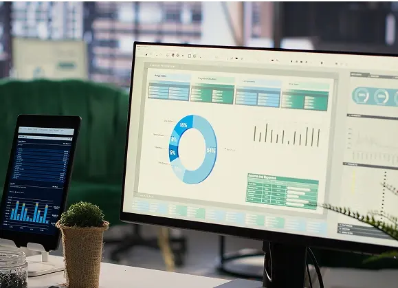 Customer Insights Dashboard 